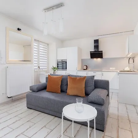 One Bedroom In The Centre - Sarego 16