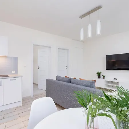 Апартаменты One Bedroom In The Centre - Sarego 16